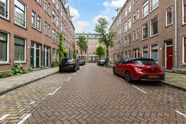 Medium property photo - Djambistraat 27-3, 1094 AX Amsterdam